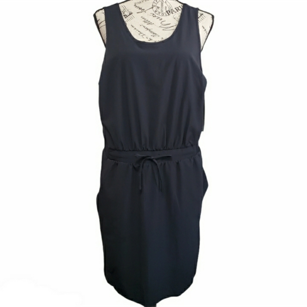 Size large All in Motion sleeveless black tie waist dress with front pockets nwt